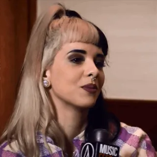 😗 Melanie Martinez Sänger, Melanie Martinez, Crybaby, Songwriter, Alternative telegram sticker