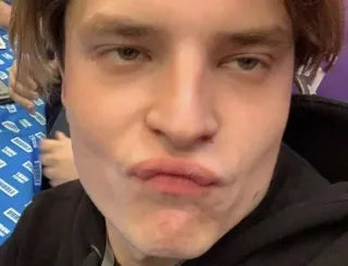 😘 telegram sticker