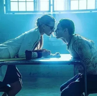 💋 Harley Quinn Suicide Squad Harley Quinn, El Joker, Escuadrón Suicida, DC Comics, Villanos, Antihéroe, Pareja, Película whatsapp sticker
