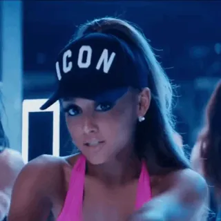 🌀 Ariana Grande ICON アリアナ・グランデ, ポップスター, セレブ, 帽子, ファッション, 歌手, ミュージシャン telegram sticker