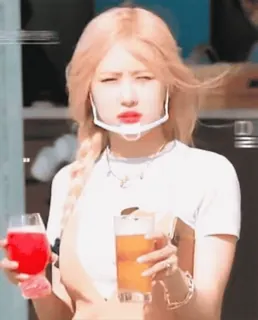 🌟 女性, 飲み物, ビール, アルコール, ブロンド, バラ whatsapp sticker