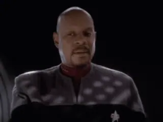 🙄 Benjamin Sisko Star Trek: Deep Space Nine สตาร์ เทรค, Deep Space Nine, เบนจามิน ซิสโก้, กัปตัน, วิทยาศาสตร์ telegram sticker