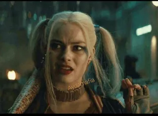 😳 Harley Quinn Suicide Squad Harley Quinn, Suicide Squad, DC Comics, antihero, villain, Margot Robbie, baseball bat, weapon telegram sticker