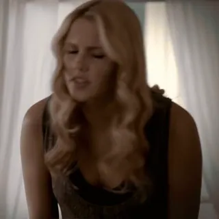 🔦 Rebekah Mikaelson The Originals bionda, donna, vampiro, vestito, serie telegram sticker
