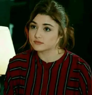 😐 wanita, potret, orang, Hande Erçel telegram sticker