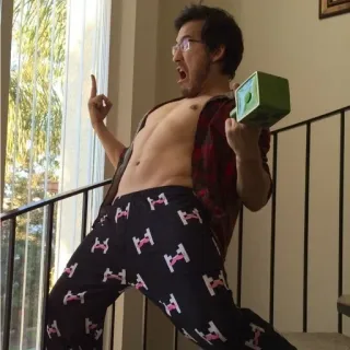 🖕 doigt d'honneur, offensant, abdos, homme, pyjama, Markiplier, Youtubeur telegram sticker