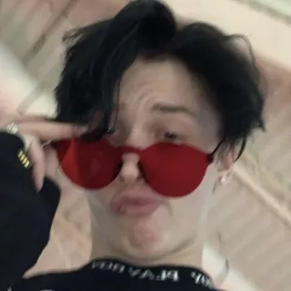 😏 telegram sticker