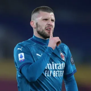 🤫 sepak bola, olahraga, atlet, AC Milan, pemain sepak bola telegram sticker