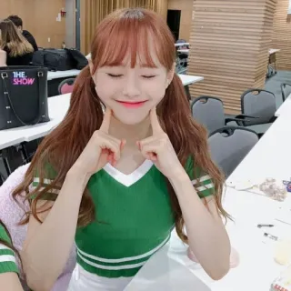 🍭 kpop, asian, woman, cute, smiling telegram sticker