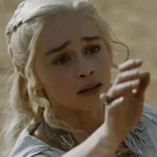⭐️ Daenerys Targaryen Game of Thrones daenerys targaryen, game of thrones, blond, frau, charakter telegram sticker