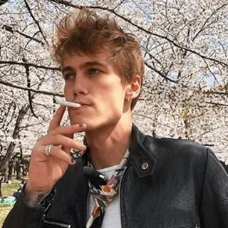 ⚠️ Mann, Zigarette, Rauchen, Lederjacke, Model, Porträt telegram sticker
