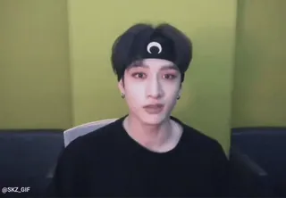 ☺️ @SKZ_GIF whatsapp sticker