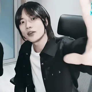 🥠 whatsapp sticker