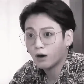 ⁉ Jungkook persona, hombre, cantante, celebridad, kpop, gafas, jungkook, bts telegram sticker