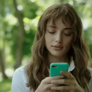 〰️ женщина, телефон, на улице, природа, человек, девушка, молодой telegram sticker