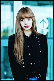 🦋 Lisa Lisa, K-pop, Blackpink, cantora, celebridade, música whatsapp sticker