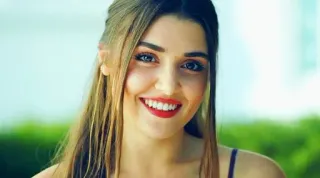 ▫️ mujer, chica, retrato, sonrisa, modelo, belleza telegram sticker