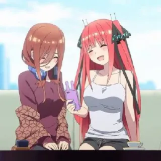 🍷 Anime, Garotas, Amigas, The Quintessential Quintuplets, Fofo, Sorrindo whatsapp sticker