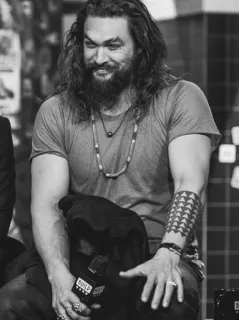 🍻 Jason Momoa знаменитость, актер, Джейсон Момоа, Аквамен, тату, мужчина, портрет telegram sticker