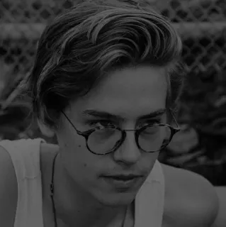 🖤 Cole Sprouse aktor, portret, czarno-biały, osoba, celebryta telegram sticker