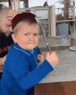 🔪 Hasbulla Magomedov kind, mes, gevaar, Hasbulla, meme, internetberoemdheid telegram sticker