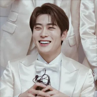 📸 Jaehyun 韩流, 歌手, 在玹, NCT, 偶像, 白色西装 telegram sticker