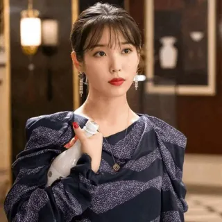 ✨ IU IU, Koreanisch, Schauspielerin, Sängerin, Promi, K-Pop telegram sticker