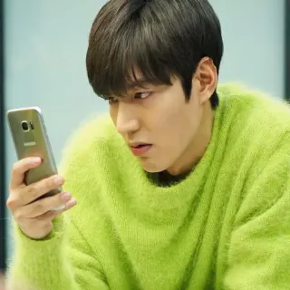 🙄 uomo, coreano, maglione, telefono, tecnologia telegram sticker