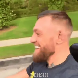 😇 Conor McGregor Sportler, Kämpfer, Sport, lächelnd, bärtig telegram sticker