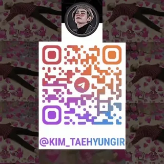 V at Celine Fashion Show 🤍 @Kim_taehyungir telegram stickers