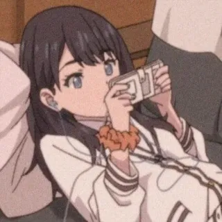 💛 8a8ec755 anime, dziewczyna, telefon, słuchawki, zrelaksowana, słodka telegram sticker