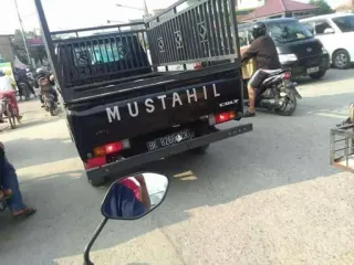 🛡 7a4f3d67 MUSTAHIL car, vehicle, truck, street telegram sticker