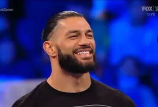 😁 d14da8ca Roman Reigns Wrestler, Sport, Athlet, Lächeln, Mann telegram sticker