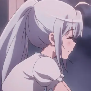 💜 2746d6b5 anime, dziewczyna, uśmiechnięta, białe włosy, kucyk telegram sticker