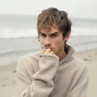 😍 a0f79ec5 мужчина, портрет, пляж, свитер, Йен Сомерхолдер telegram sticker