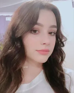 🦋 383b11c0 ผู้หญิง, ผู้หญิง, ภาพเหมือน, สาวผมสีน้ำตาล, ใบหน้า telegram sticker