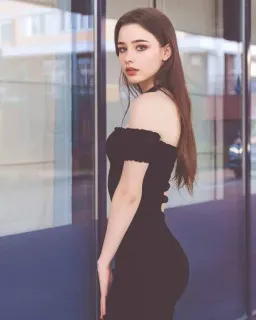 🦋 7d0e043e ผู้หญิง, ชุดเดรส, ภาพเหมือน, แฟชั่น, ความงาม, ผู้หญิง telegram sticker