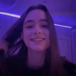 🦋 fbbfb2ca ผู้หญิง, ผู้หญิง, ภาพเหมือน, ใบหน้า, ยิ้ม, คน telegram sticker