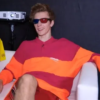 🕶 166b806a whatsapp sticker