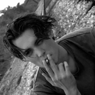 🚶 a1806123 Roken, Sigaret, Portret, Jonge man, Zwart-wit, Tabak telegram sticker