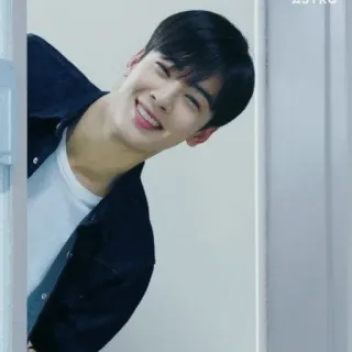 😇 eedcd94a 男人, 微笑, 韩国, 人, 快乐, 帅气 telegram sticker