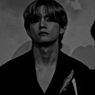 🚬 7e18af1a Kim Taehyung เคป็อป, นักร้อง, BTS, ไอดอล, คนดัง, ภาพเหมือน telegram sticker