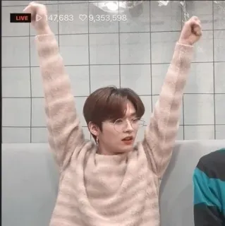 🤗 609a99e9 telegram sticker