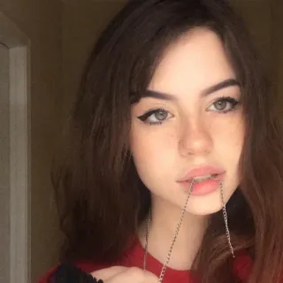 💞 86e93637 phụ nữ, cô gái, gương mặt, chân dung, dây chuyền whatsapp sticker