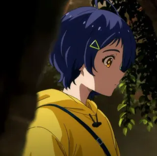 🫐 d2202f3b anime, girl, yellow hoodie, short hair telegram sticker