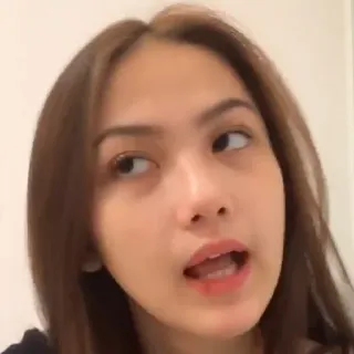 🍄 9b9a3b7e 女人, 女孩, 肖像, 人, 脸, 美丽 telegram sticker