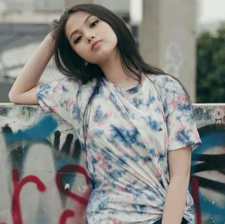 Aisyah Aqilah @FVCKIESTGURL whatsapp stickers