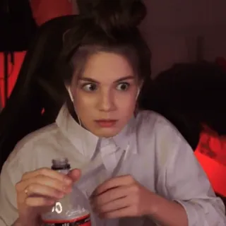 😰 570f2406 whatsapp sticker