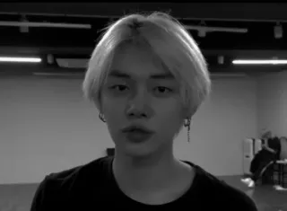 ✨ 09905d94 telegram sticker