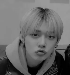 💦 6d183009 คน, ภาพเหมือน, ผู้ชาย, ขาวดำ, สีเดียว, ใบหน้า, สีหน้า telegram sticker